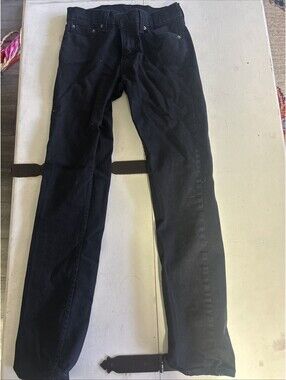 Black Levi Women’s 29x32 Jeans